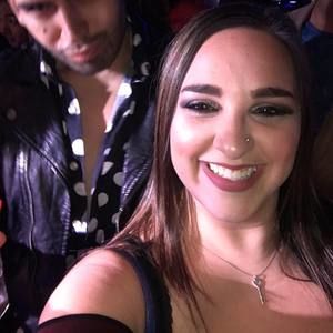 Meet your Posher, Tina